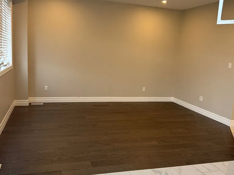724 Freeport St — Photo 10