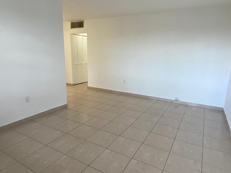 1st image of 5165 W Flagler St #2