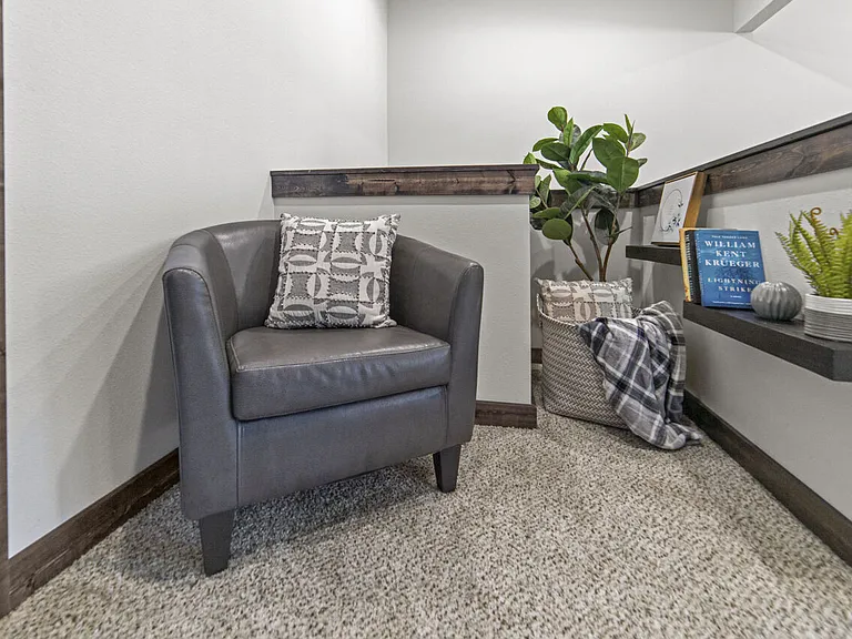 Settlers Trail Apartments — Photo 13