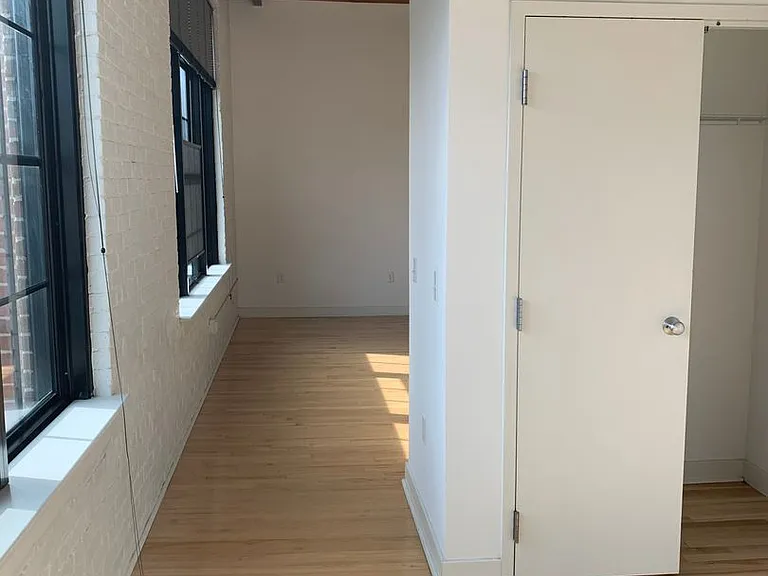 36 Cromwell St #208 — Photo 9