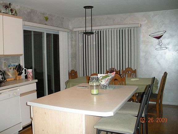 Kitchen with Island
