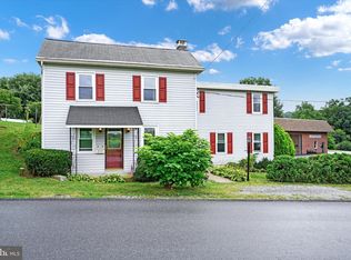 210 N Waterford Ave, Marietta, PA
