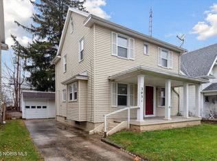 2051 Wyndhurst Rd, Toledo, OH 43607