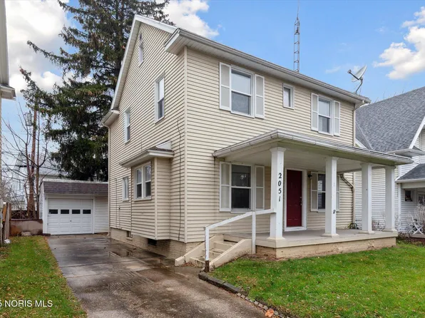 2051 Wyndhurst Rd, Toledo, OH 43607