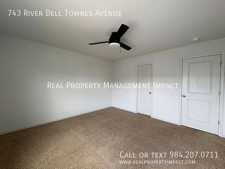 743 River Dell Townes Ave — Photo 45