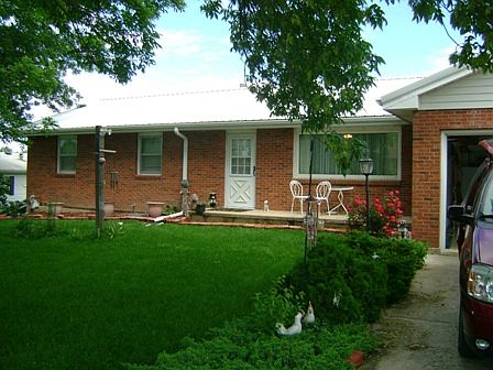 1st image of 165 W Sioux Dr