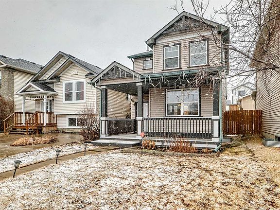 2nd image of 31 SE Coventry Rd NE