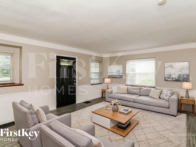 1017 N Bend Rd — Photo 4