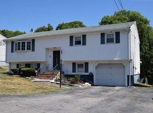 5 Joyce Cir, Randolph, MA 02368