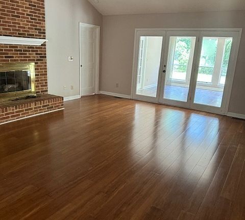 2nd image of 14910 Majestic Oak Dr