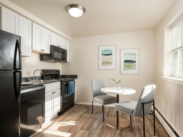 210 N Everhart St #214