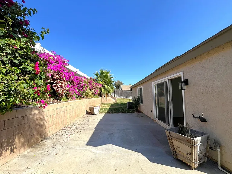 2757 Aries Ln — Photo 32