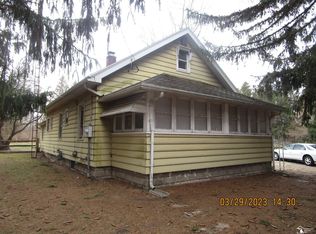 2135 W Temperance Rd, Temperance, MI 48182