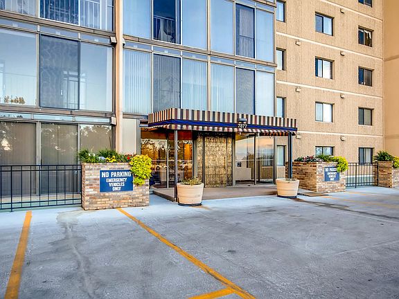 3rd image of 7877 E Mississippi Ave APT 306