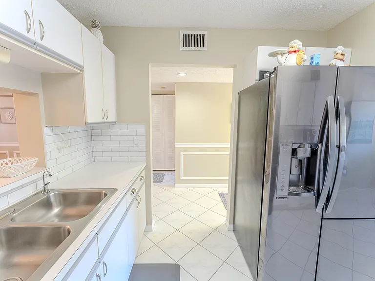 4725 Lucerne Lakes Blvd E #203 — Photo 29