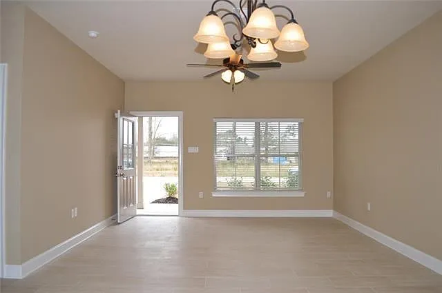 128 Village Oaks Blvd — Photo 7