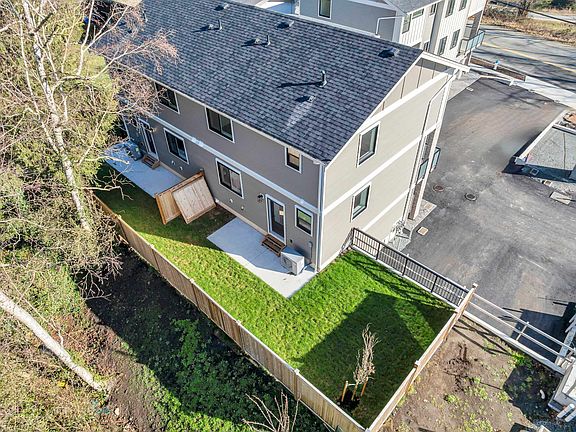 3rd image of 2473 Beck Rd