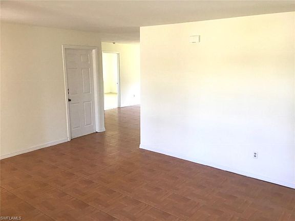 4th image of 2111 SE 10th Pl