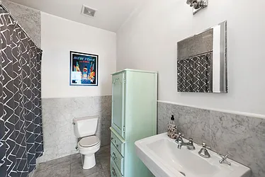 Rented by Nest Seekers International