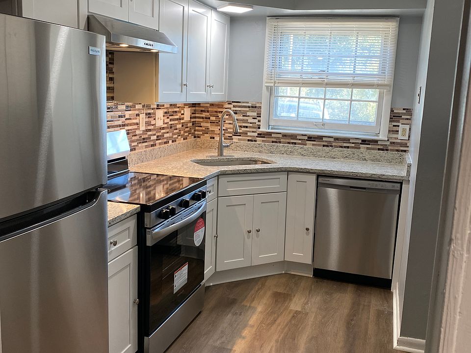 1st image of 2050 Kings Gate Cir APT A