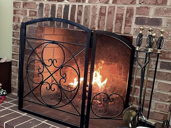 4th image of 80 Scotsmans Glen Rd