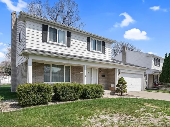 1791 Briarwood Dr, Madison Heights, MI 48071