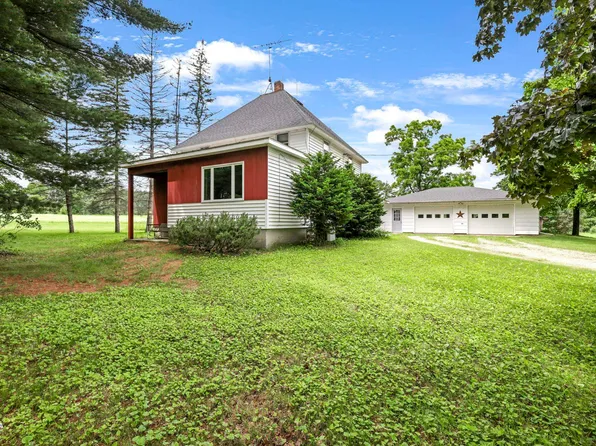 N6973 State Road 49, Fremont, WI 54940