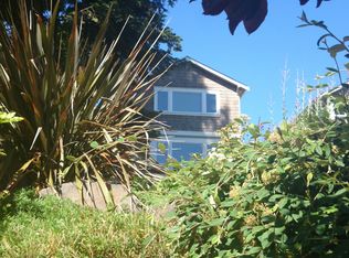 2915 24th Ave W, Seattle, WA 98199