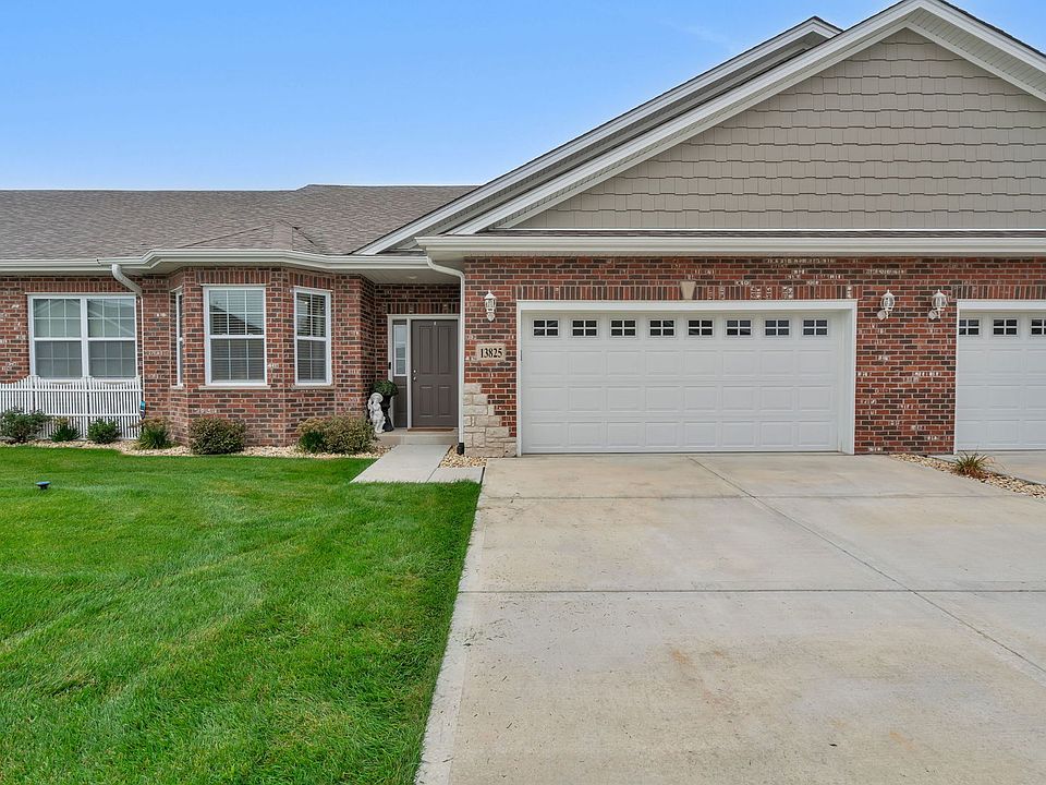 1st image of 13825 W Chase Ct #B