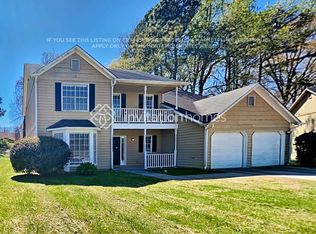 1600 Kennons Hill Ct, Stone Mountain, GA 30088