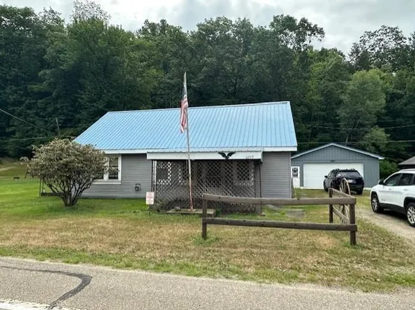 6275 Route 62, Irvine, PA 16329