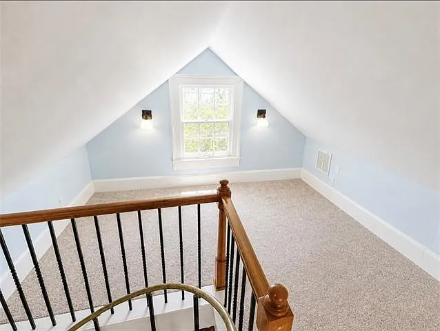 1315 Columbus St — Photo 11