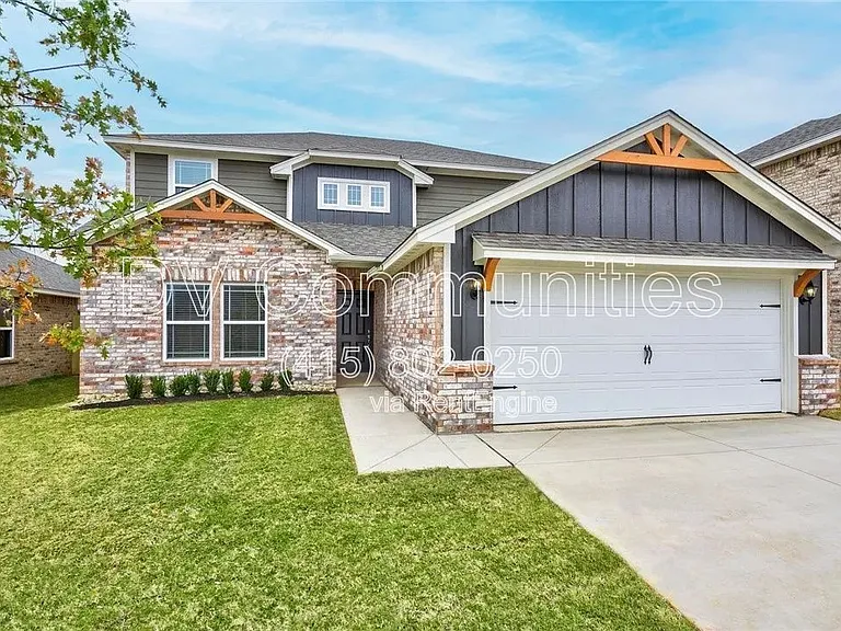 1608 Vermilion Ln — Photo 3