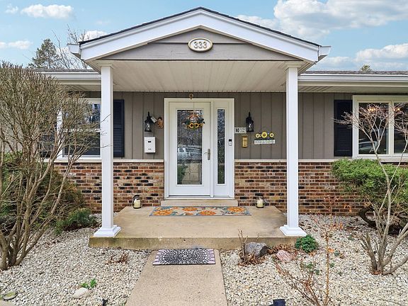 2nd image of 333 Butterfield Ln