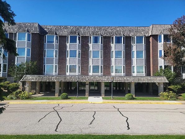 400 Thames Pkwy APT 2A