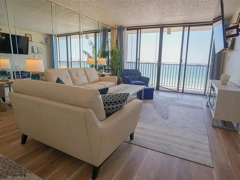 1290 Gulf Blvd #1406 — Photo 9
