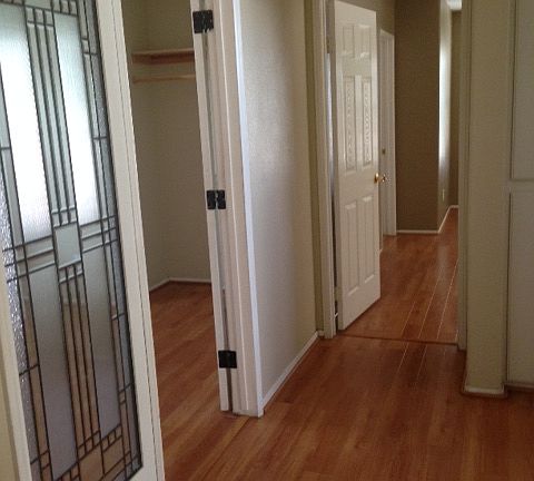 3rd image of 2595 W Irvington Ave