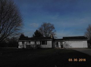 4940 N 100 E, Howe, IN 46746