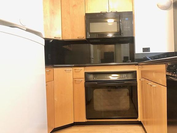 2nd image of 601 Van Ness Ave APT 50