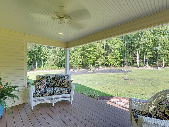3rd image of 229 Sautee Woods Trl