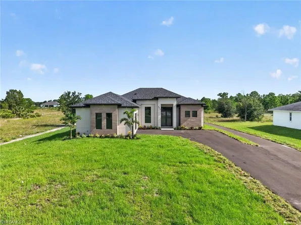 2613 43rd AVE NE, NAPLES, FL 34120