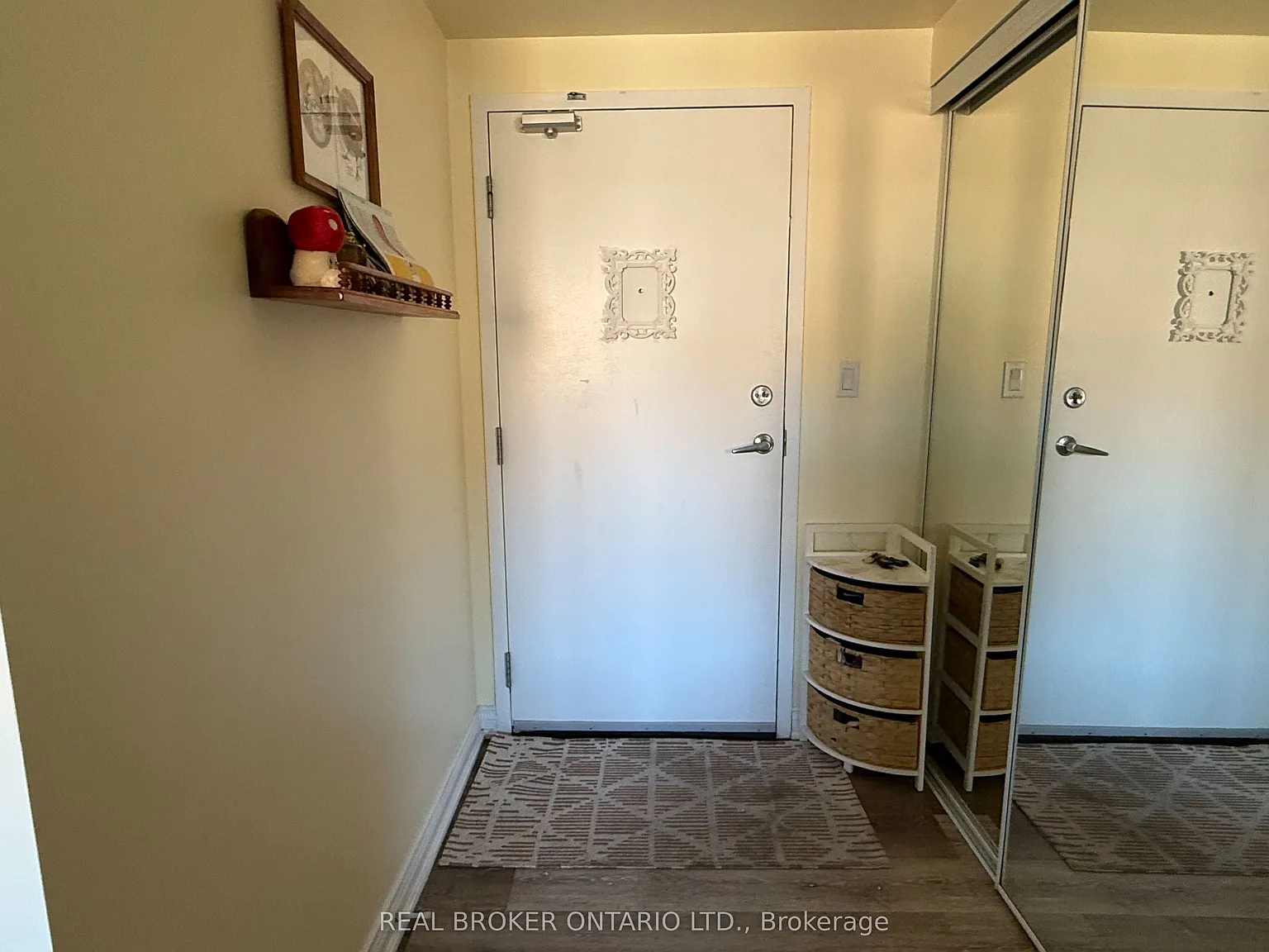 2 bed, $2,300 — Photo 3