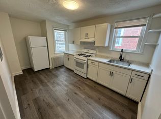 35 E Rambo St #2F, Bridgeport, PA 19405