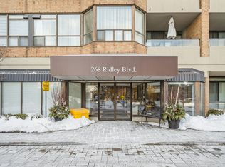 268 Ridley Blvd #1716, Toronto, ON M5M4N3