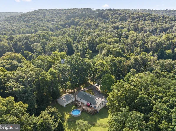 453 Sylvan Ln, Harpers Ferry, WV 25425
