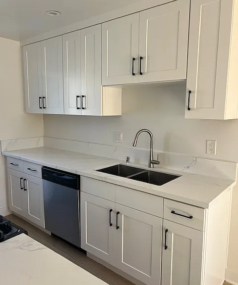 3649 Midvale Ave — Photo 2