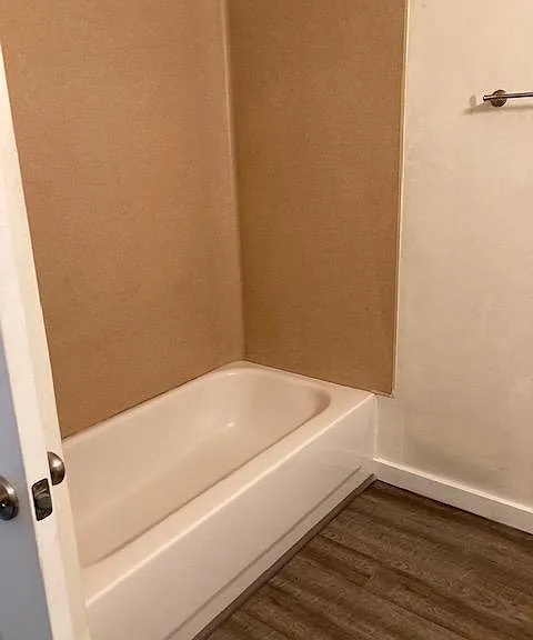 6516 25th Ave NE #9 — Photo 6