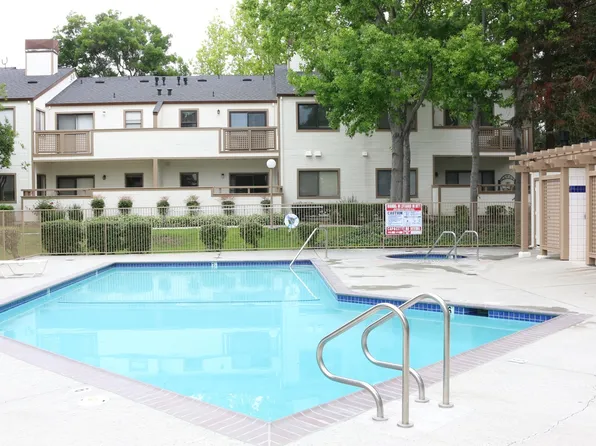 1323 Pebble Ct, San Jose, CA 95131