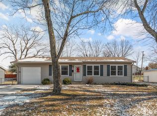 520 S Alta Ln, Olathe, KS 66061