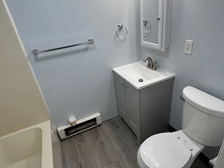 11 Gibbs St #C34 — Photo 18